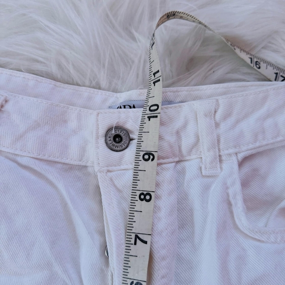 Zara Mens Distressed Shorts - Picture 6 of 7